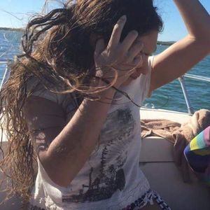 Meet your Posher, Aurea